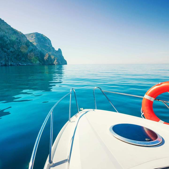 Location de bateau sans capitaine en Martinique